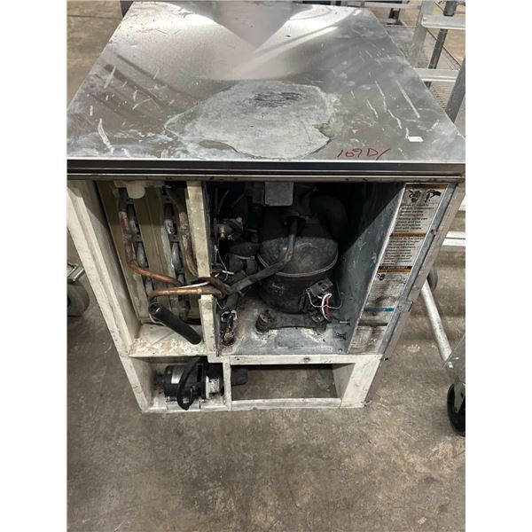 Hoshizaki  KM660MAJ  600 LB  Cap  Ice Machine Head w/bin- Condition Unknown
