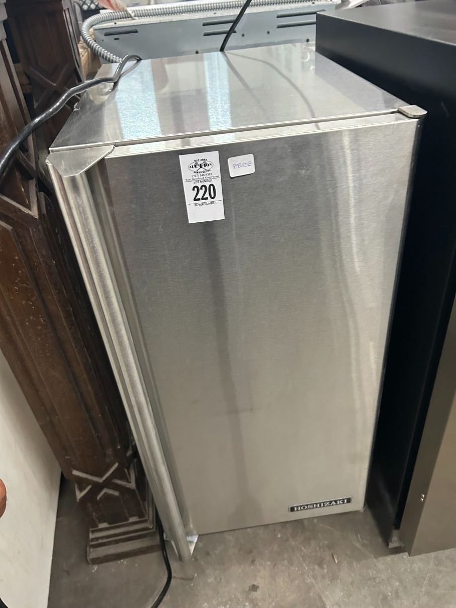 Hoshizaki 50 LB Cap Back Bar Ice Machine - AM50BAJAD