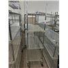 Image 1 : Metro 4 Shelf Cart