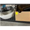 Image 2 : Cutboards, Mixing Bowls, Paper Shredder, Foam Bowls