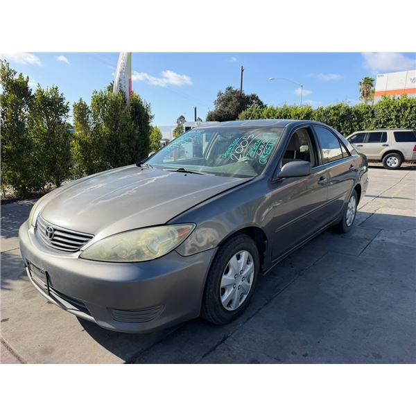 TOYT CAMRY  2005 T-DONATION