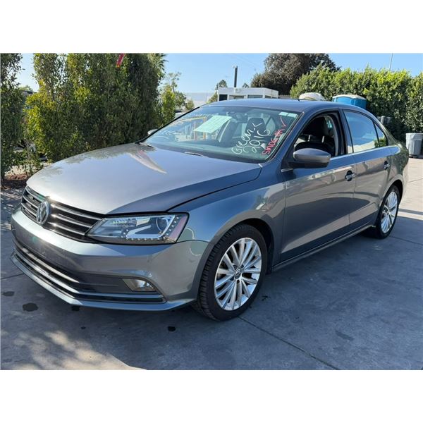 VOLK JETTA 2016 O/S T-DONATION