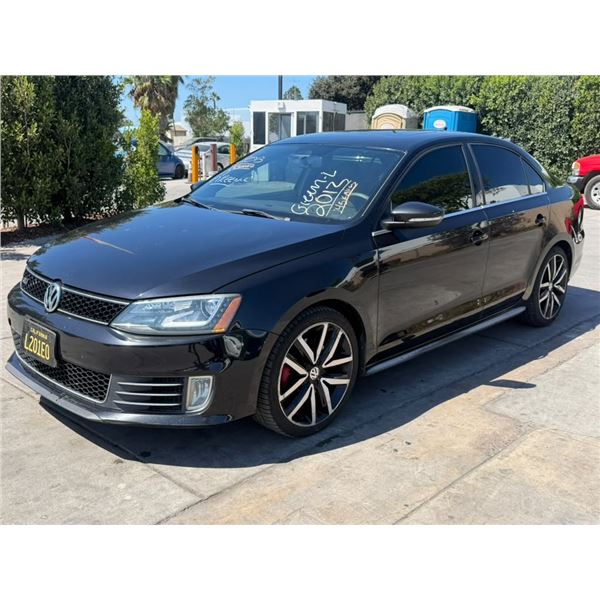 VOLK JETTA 2013 T-2 DAYS
