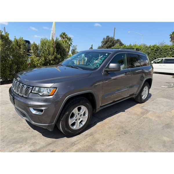 JEEP  GD CHEROKEE 2017 O/S TITLE 2 DAYS