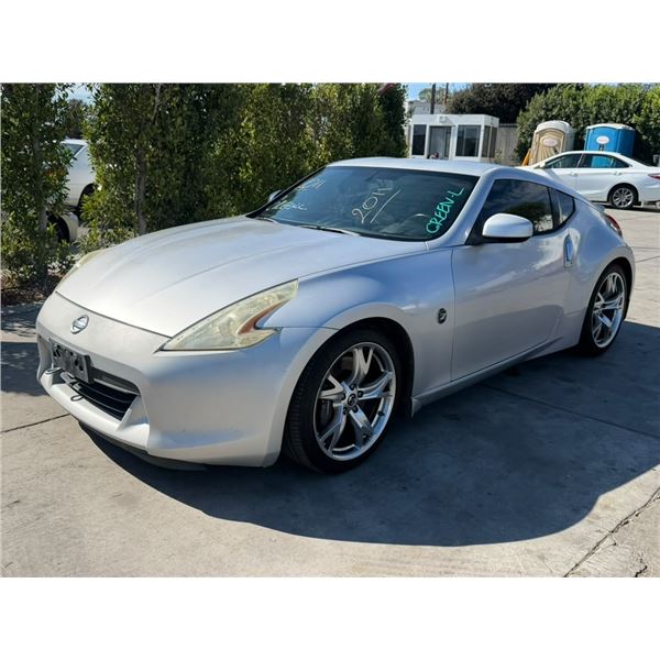 NISS 370Z 2011 O/S TITLE 2 DAYS