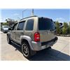 Image 4 : JEEP  LIBERTY 2004 APP  DUP/T-DON