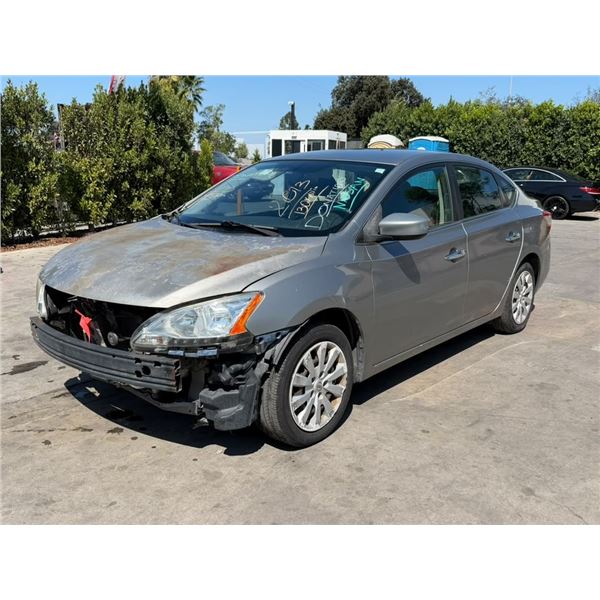 NISS SENTRA  2013 APP DUP SALV-DON