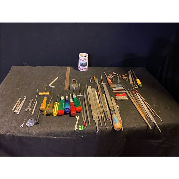 Large assorted lot of hand tools