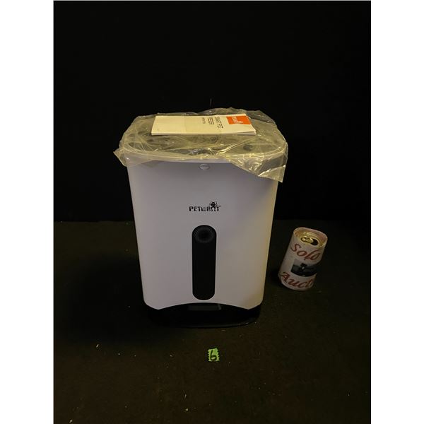 Petwant brand automatic smart pet feeder for cats and small to medium dogs