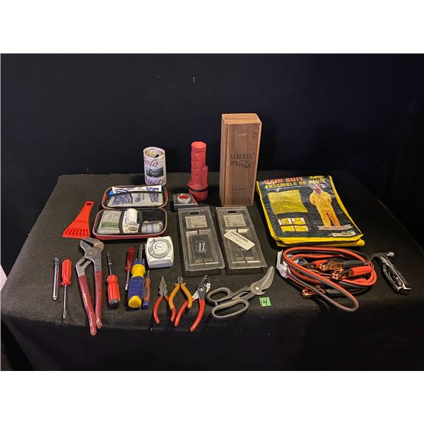 Lot of assorted hand tools