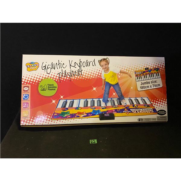 Gigantic keyboard play mat