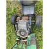 Image 5 : John Deere 112L