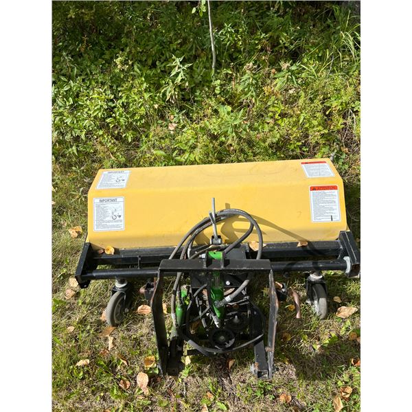 Model No. 700212 Serial No. 975593 Unknown working conditionJohn Deere 44 Snowblower