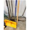 Image 2 : Gardening Tools