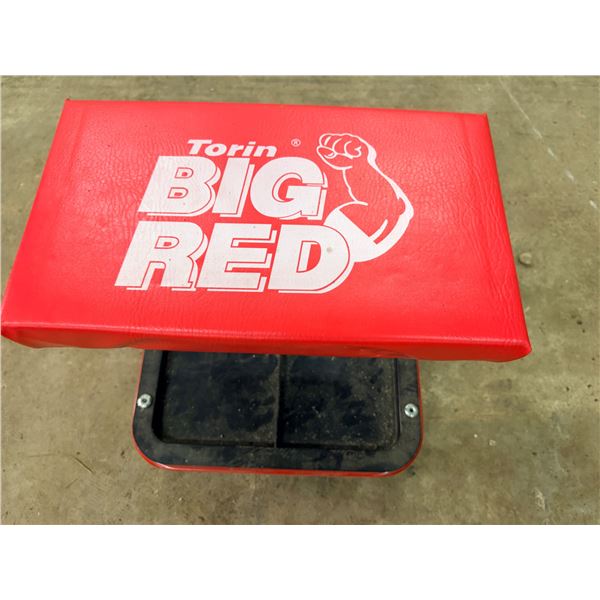 TORIN Big Red Rolling Stool
