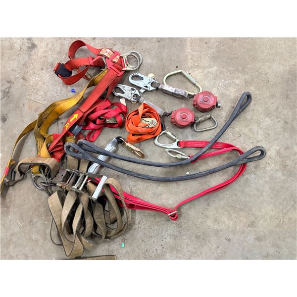 Ratchet Straps and Tiedowns