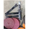 Image 4 : Grinder Accessories