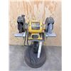 Image 1 : DeWalt 8" bench grinder Mono DW758