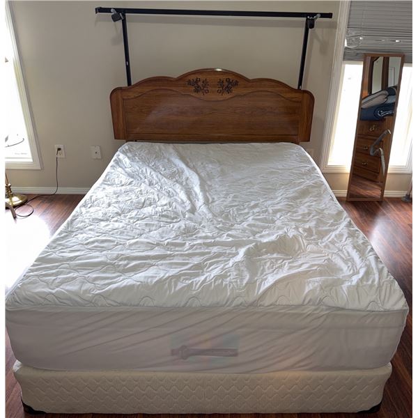 Sheffield Slumberland Bed Frame with Headboard, Mattress, Mattress Pad and Box Spring