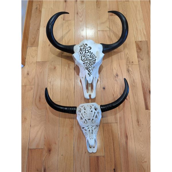 Decorative Carved Faux Buffalo Skulls with Black Horns