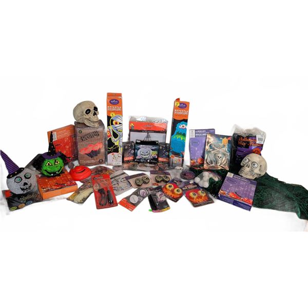 Halloween Decorations and Accessories Lot