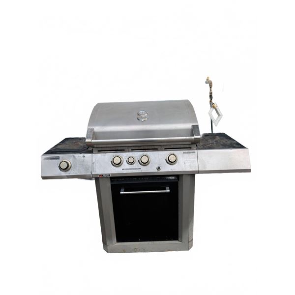 CENTRO 3900S Stainless Steel Natural Gas Barbecue Grill with Side Burner