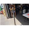 Image 4 : NAPA Lifting Equipment Heavy-Duty Hydraulic Floor Jack