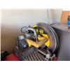 Image 2 : DEWALT 14" Multi-Cutter Corded Chop Saw