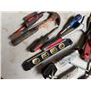 Image 5 : Multiple Hand Tools: Hammers, Screwdrivers, Level, Bits, Box Cutter Knives, etc