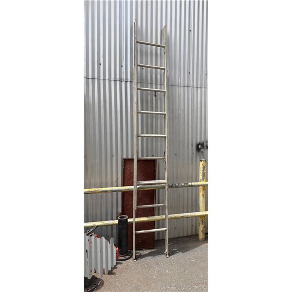 Type II Commercial Aluminum Extension Ladder