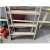 Image 6 : Metal 12' Step Ladder