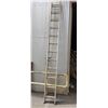 Image 1 : Metal Round-Rung Extension Ladder