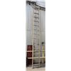 Image 1 : Werner Round-Rung Extension Ladder