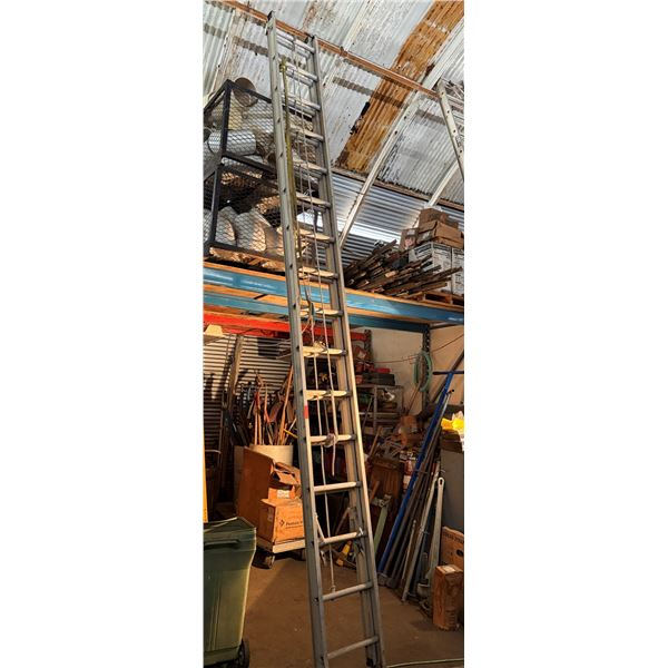 Metal Round-Rung Extension Ladder