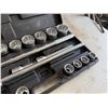 Image 4 : Evercraft 774-0119 SAE Ratchet & Socket Set in Hard Case