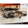 Image 3 : Black & Decker 3051 Corded Worm Drive Saw in Hard Case