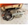 Image 5 : Black & Decker 3051 Corded Worm Drive Saw in Hard Case