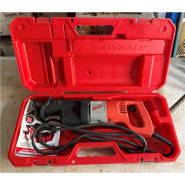 Milwaukee 6509-28 Sawzall Corded Reciprocating Saw in Hard Case