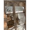 Image 4 : Kohler Apron Bath 45" x 35" x 15"H in Crate