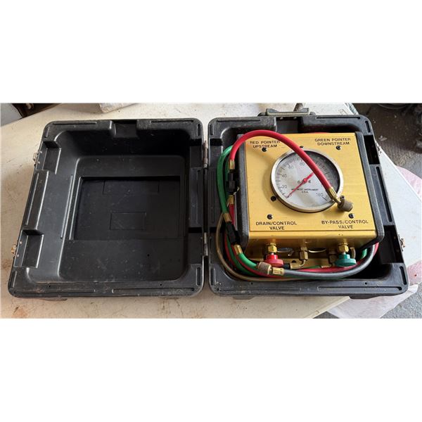 Mid-West Instrument Model 890 Backflow Preventer Test Kit in Hard Case