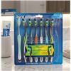 Image 1 : Oral-B CrossAction Advanced 7 Toothbrush Pack