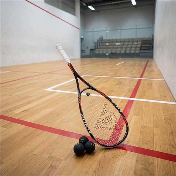 Dunlop Apex Supreme 30 Squash Racquet with Cover **Balls Not included**