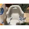 Image 6 : UpSeat Booster Seat With Detachable Tray