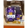 Image 4 : 12x 3M 180 Grit Dust Channeling Sanding Sponge