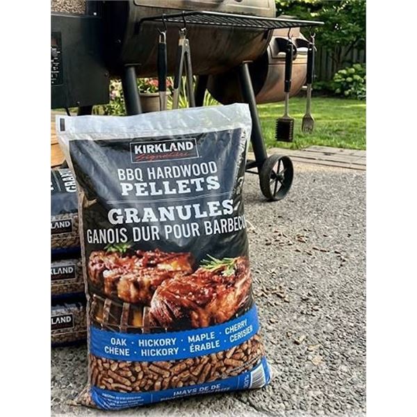 Kirkland BBQ Hardwood Pellets Premium Blend 18kg
