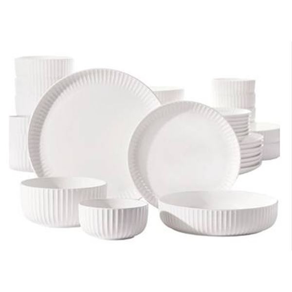 Maison Neuve Ridge 40pc Bone China Dinnerware Set