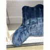 Image 4 : Blue Faux Fur Backrest Pillow with Arms