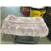 Image 6 : Lavender Polyester Bath Mat 40" x 24"