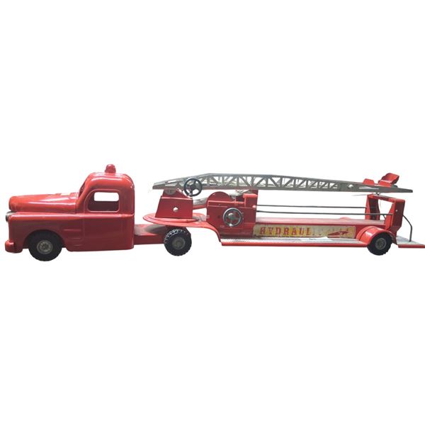 Nice condition 1950s Structo pressed styeel fire truck 33 big inches!