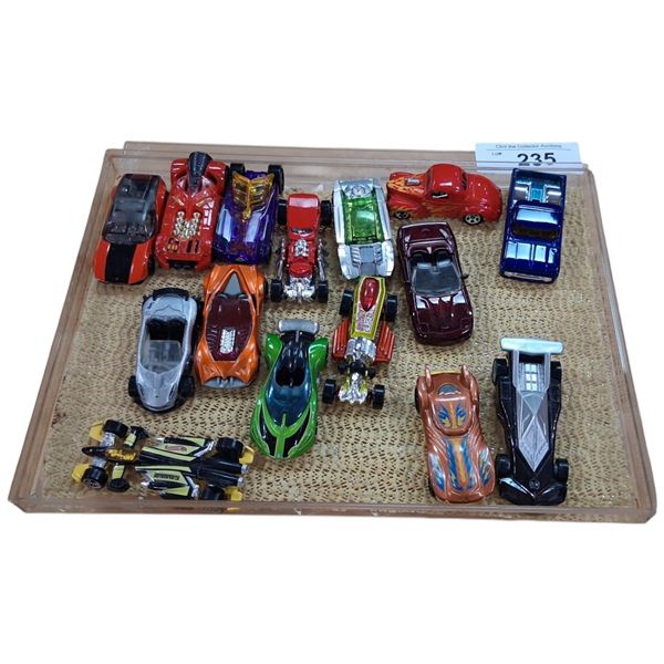 15 Hotwheels in case